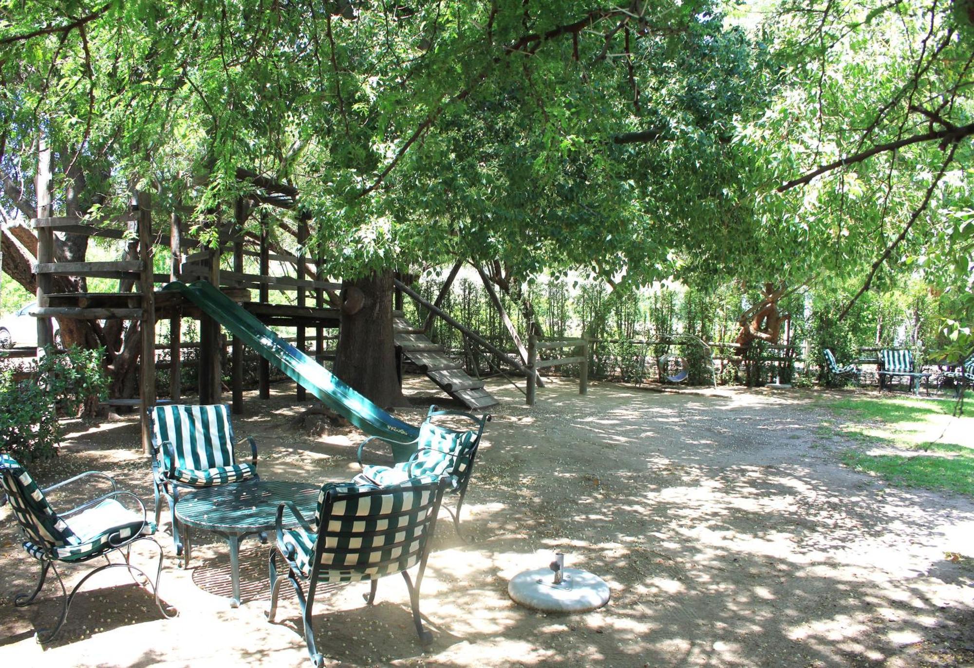 The Barn On 62 - Cottages مونتاغو المظهر الخارجي الصورة